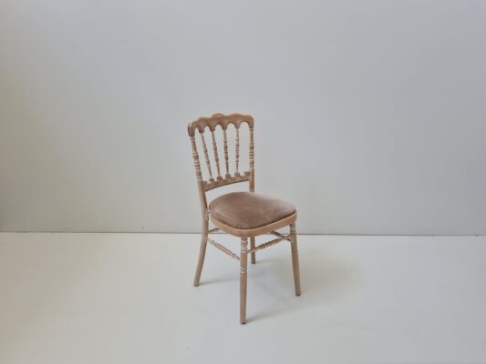 Καρέκλα Napoleon ξύλινη ντεκαπέ