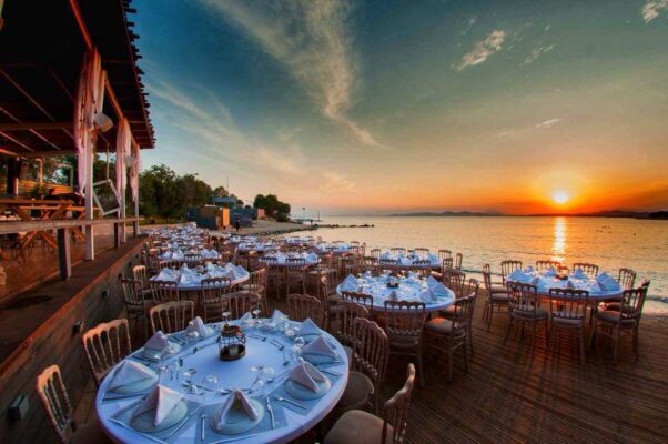 Καρέκλα Napoleon ξύλινη ντεκαπέ