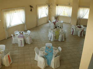 pict0018 Καρέκλα Sabrina Λευκή Με λευκό κάλλυμα