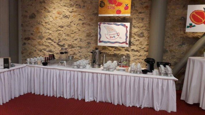 Φούστα για Τραπέζια Μπουφέ