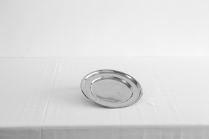 Στρογγυλή ανοξείδωτη πιατέλα 30 εκ.